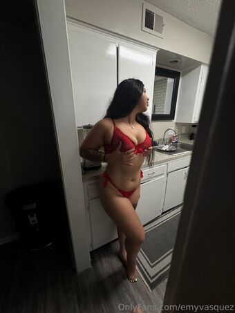 emyvasquez Голые слитые фото OnlyFans 14