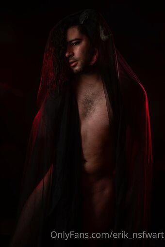 erik_nsfwart