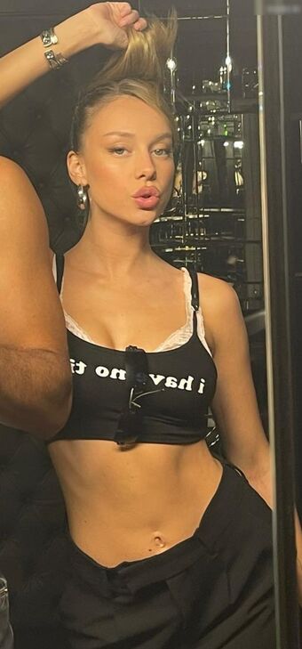 Ester Expósito
