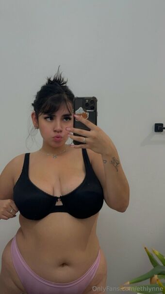 ethlynne Голые слитые фото OnlyFans 33