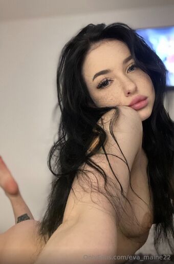 Eva_maine22