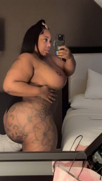 everythingepiphany Голые слитые фото OnlyFans 1