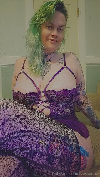eveshadow Голые слитые фото OnlyFans 24