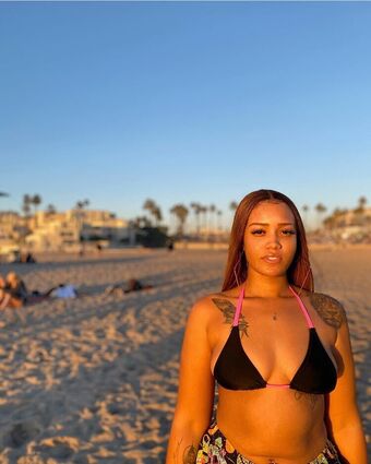 Exactly E Голые слитые фото OnlyFans 2