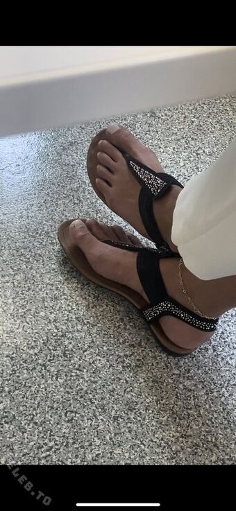 Feets Голые слитые фото OnlyFans 5