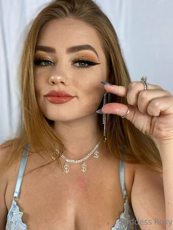 findomroxy1 Голые слитые фото OnlyFans 34