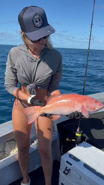 Fishhuntressamy Голые слитые фото OnlyFans 12