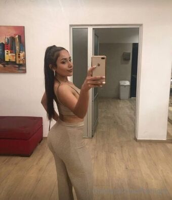flattiight Голые слитые фото OnlyFans 55