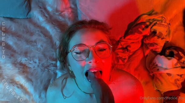 freckle_fox Голые слитые фото OnlyFans 97