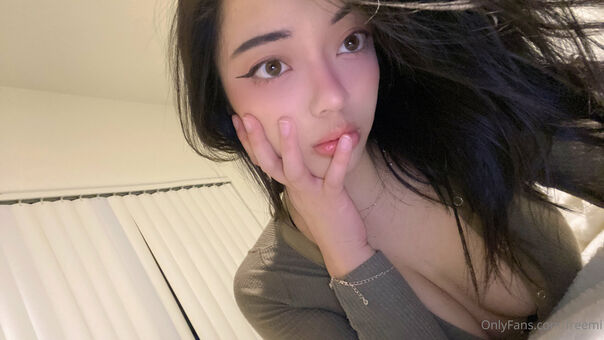 Freemi Голые слитые фото OnlyFans 16