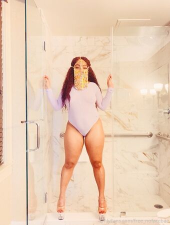 freenofacebae Голые слитые фото OnlyFans 16