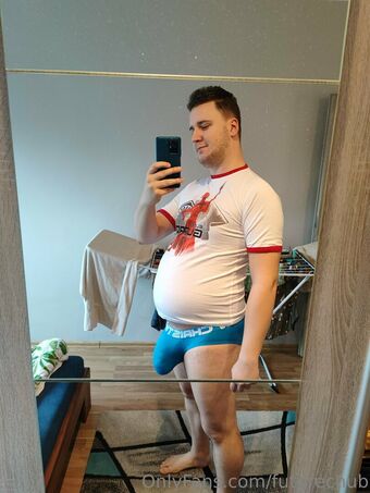futurechub Голые слитые фото OnlyFans 16
