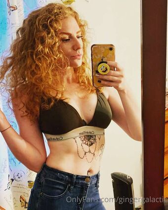 gingergalactic92 Голые слитые фото OnlyFans 5