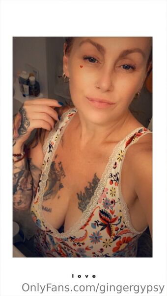 gingergypsy Голые слитые фото OnlyFans 13