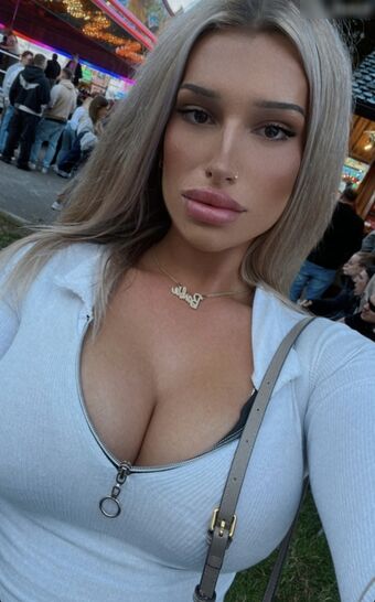 _Glamzon_ Голые слитые фото OnlyFans 14
