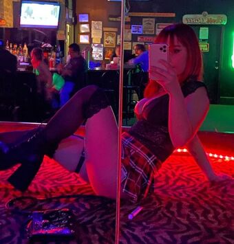 Gothicbratgf