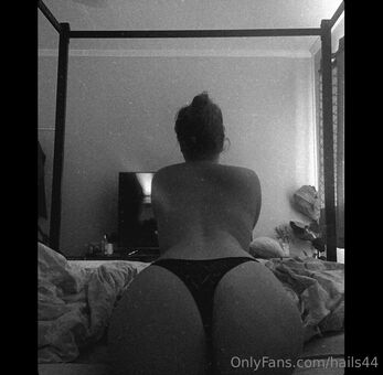 hails44 Голые слитые фото OnlyFans 3