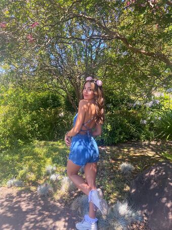 Haley Pullos Голые слитые фото OnlyFans 3