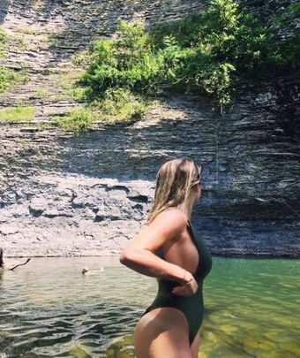 halieababy Голые слитые фото OnlyFans 9