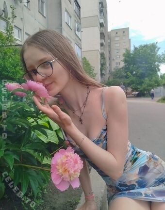 helen_meln777 Голые слитые фото OnlyFans 14