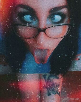 hellenxxoo Голые слитые фото OnlyFans 1
