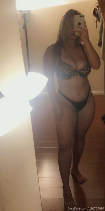 Helloporscha Голые слитые фото OnlyFans 9