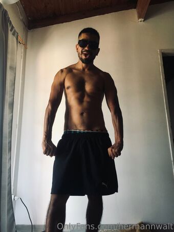 hermannwalt Голые слитые фото OnlyFans 7