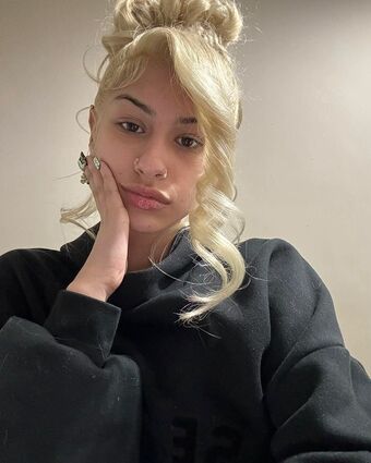 Hollynbanks Голые слитые фото OnlyFans 1