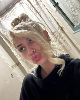 Hollynbanks Голые слитые фото OnlyFans 2