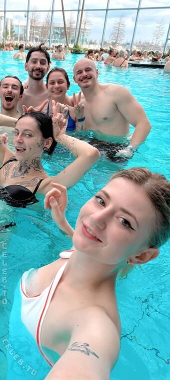 Hysta Голые слитые фото OnlyFans 16
