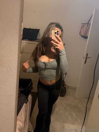iamiel Голые слитые фото OnlyFans 10