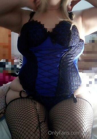 ilea49 Голые слитые фото OnlyFans 3