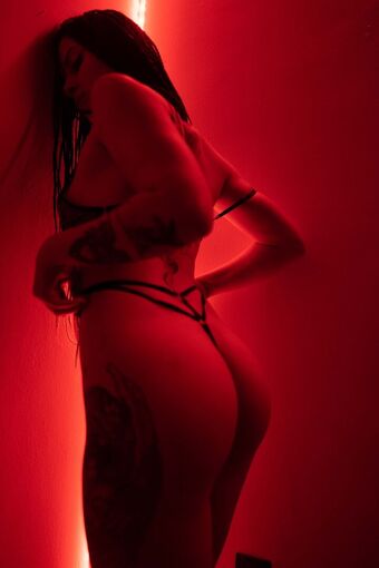 Inkedellen Голые слитые фото OnlyFans 3