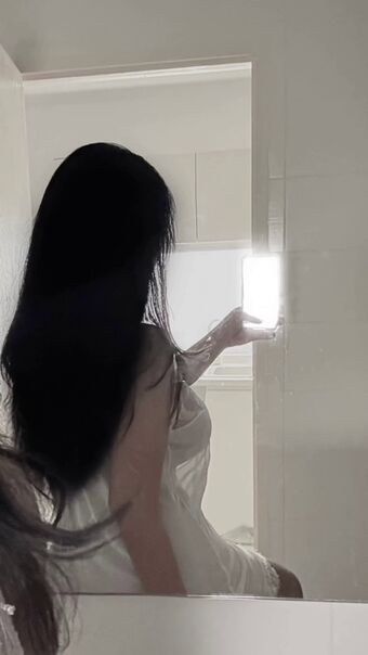 inremind Голые слитые фото OnlyFans 13
