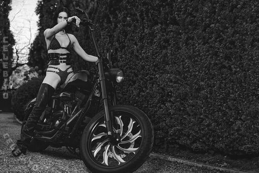 Irina Shayk Голые слитые фото OnlyFans 583