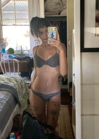 Irisblazed Голые слитые фото OnlyFans 64