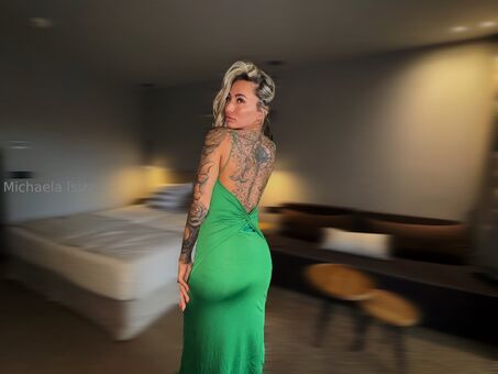 isizzu Голые слитые фото OnlyFans 42