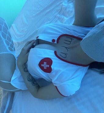 ismilfa Голые слитые фото OnlyFans 15