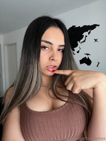 its.emmax Голые слитые фото OnlyFans 3