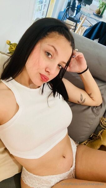 itsevaaa Голые слитые фото OnlyFans 17