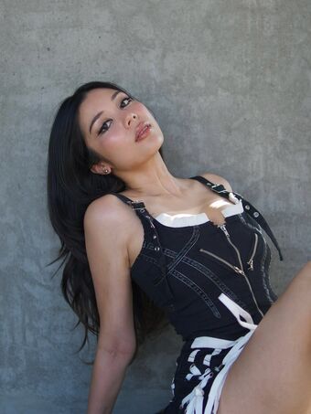 itshellovee Голые слитые фото OnlyFans 37