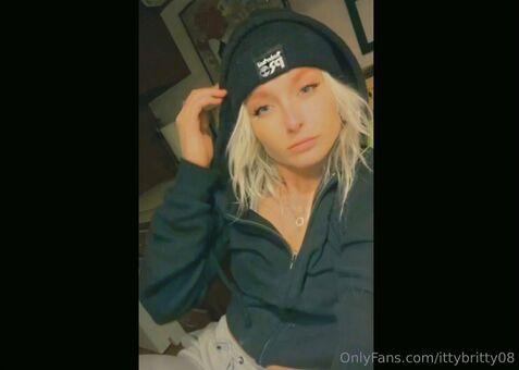 ittybritty08 Голые слитые фото OnlyFans 9
