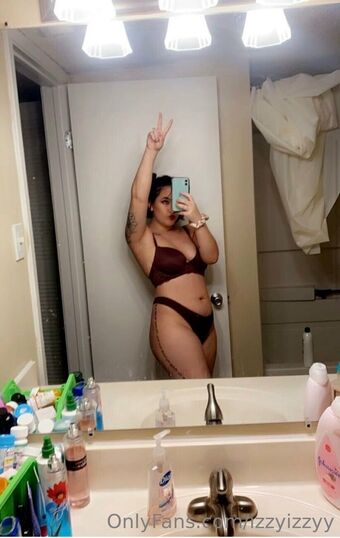 izzyizzyy Голые слитые фото OnlyFans 5