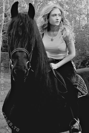 Janet Devlin Голые слитые фото OnlyFans 117