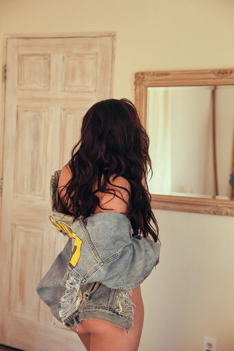 Jauregui Голые слитые фото OnlyFans 9