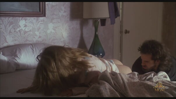 Jennifer Jason Leigh