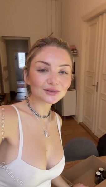 Julia Wulf Голые слитые фото OnlyFans 334