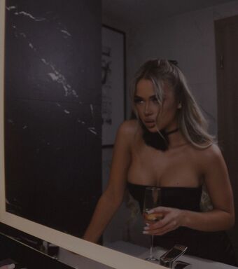 Julia054 Голые слитые фото OnlyFans 28