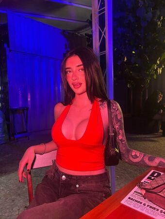 Julitaper Голые слитые фото OnlyFans 8