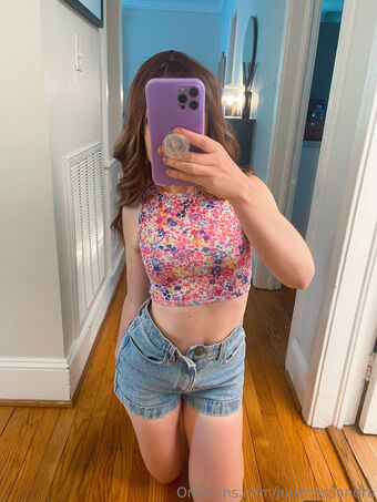 junecassandra Голые слитые фото OnlyFans 27